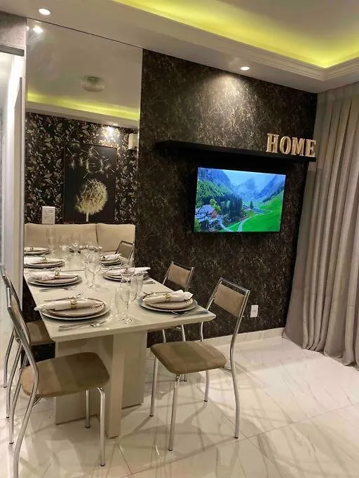 Apto A Poucos Metros Do Mar Apartment Balneario Camboriu